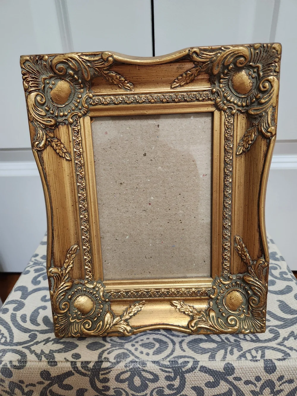Vintage Gold Ornate Wood Gilded Photo Frame - Classic Home Accent